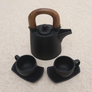 Handmade Midnight Cup Ceramic And Teak Wood Tea Set (5 Pcs)  |  Cups Cups Black