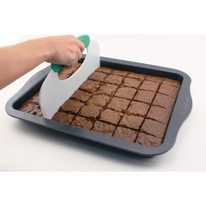 Perfect Slice Black Carbon Steel Cookie Sheet with Tool  |  Bakeware Bakeware Bakeware