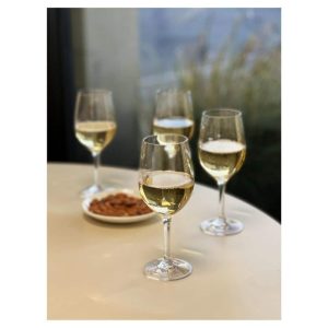 Tritan Wine Glasses Set of 4 (12oz) – 2.5″ W x 2.5″ L x 8″ H  |  Wine Glasses Dinnerware Clear