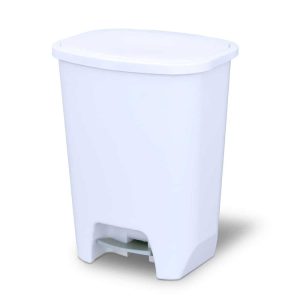 White Step-on Plastic Trash Can  |  Kitchen Trash Cans Kitchen Storage Kitchen Trash Cans